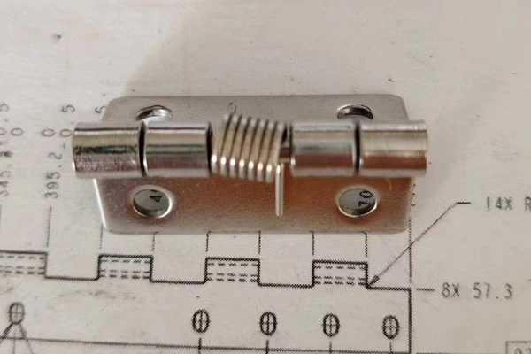 Metal Spring Hinges Made Of Titanium Steel Are High in Strength And Light in Weight, And Are Often Used As Active Parts in Fitness Equipment.