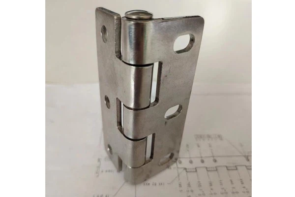 Wind-resistant Metal Hinges Have Strong Wind-resistant Capabilities, Ensuring The Stability Of Doors And Windows in Windy Environments